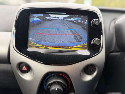 Toyota Aygo 1.0 Aygo X-Play VVT-i 5dr 15