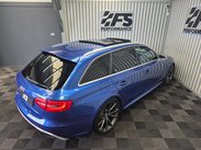 Audi RS4 4.2 FSI V8 Estate 5dr Petrol S Tronic quattro Euro 5 (450 ps) 19