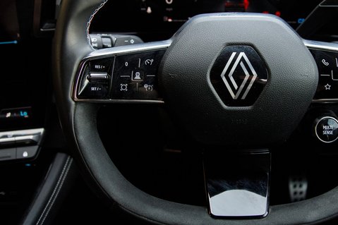 Renault Austral TECHNO ESPRIT ALPINE E-TECH 20