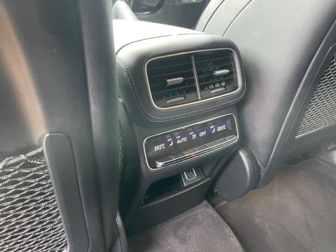 Mercedes-Benz GLE 2.0 GLE300d AMG Line (Premium) SUV 5dr Diesel G-Tronic 4MATIC Euro 6 (s/s) 78