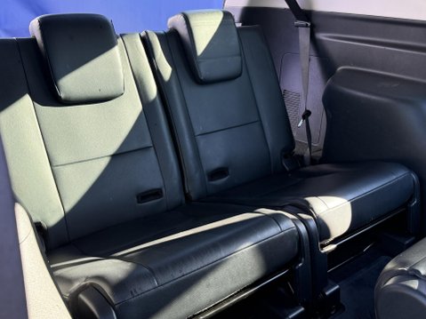 Mitsubishi Shogun Sport 2.4D 4 SUV 5dr Diesel Auto 4WD Euro 6 (181 ps) 21