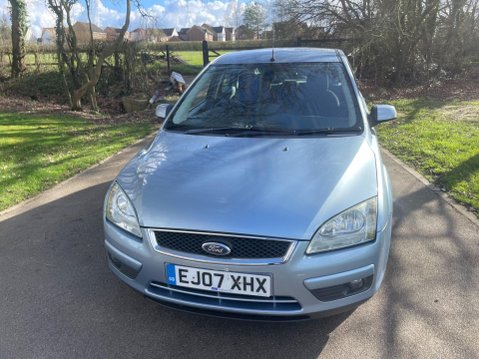 Ford Focus 1.6 Ghia 5dr 15