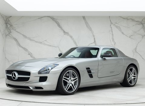 Mercedes-Benz SLS AMG 6