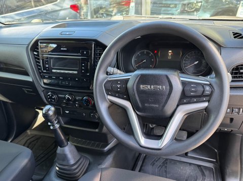 Isuzu D-Max UTILITY SCB 12
