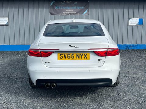 Jaguar XF 2.0d R-Sport Auto Euro 6 (s/s) 4dr 9