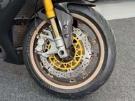 Yamaha R1M 1000 Super Sports Petrol Manual (200 ps) 18