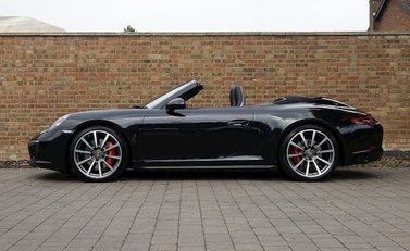 Porsche 911 (991.2) Carrera 4S Cabriolet 22