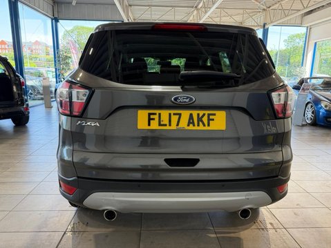 Ford Kuga 2.0 TDCi Titanium Euro 6 (s/s) 5dr 4