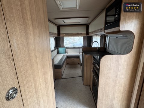 Auto-Trail Tracker 2 Berth|2 Belt|Rear lounge|Large Bathroom|TV 6
