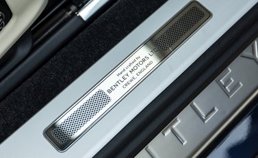 Bentley Continental GT W12 18