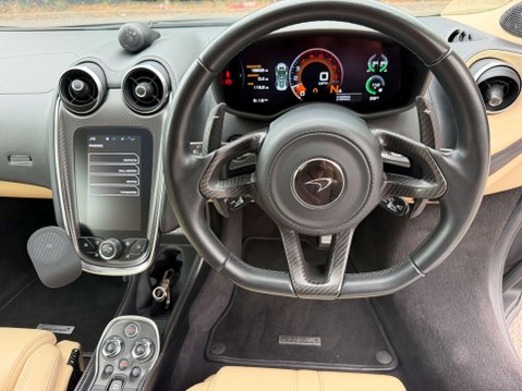 McLaren 570 3.8 570GT Coupe Semi-Auto 3dr 32