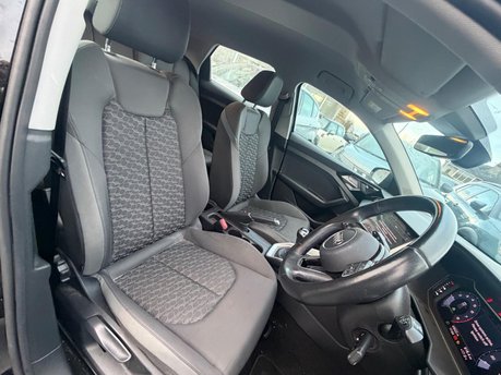Audi A1 SPORTBACK TFSI SPORT 16