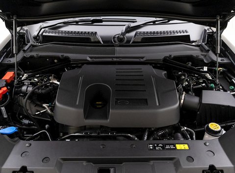 Land Rover Defender 110 X P400 28