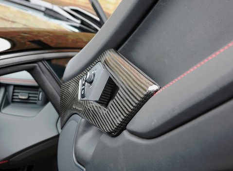 Lamborghini Aventador LP 700-4 Roadster 10