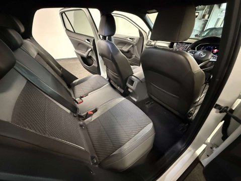 Volkswagen T-Cross 1.0 T-Cross R-Line TSi 5dr 37