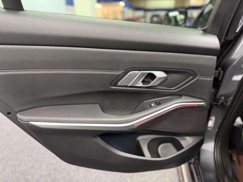 BMW 3 Series 2.0 330e 12kWh M Sport Saloon 4dr Petrol Plug-in Hybrid Auto Euro 6 (s/s) ( 53