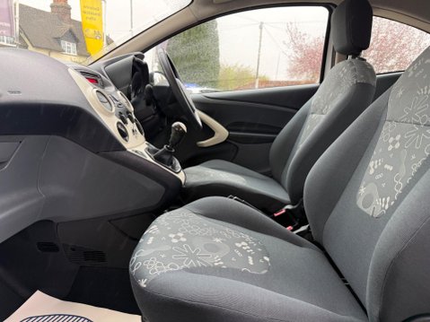 Ford Ka 1.2 Edge Euro 5 (s/s) 3dr 32