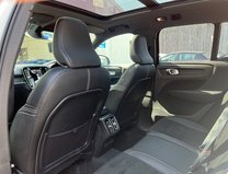 Volvo XC40 1.5 T3 R-Design SUV 5dr Petrol Auto Euro 6 (s/s) (163 ps) 18