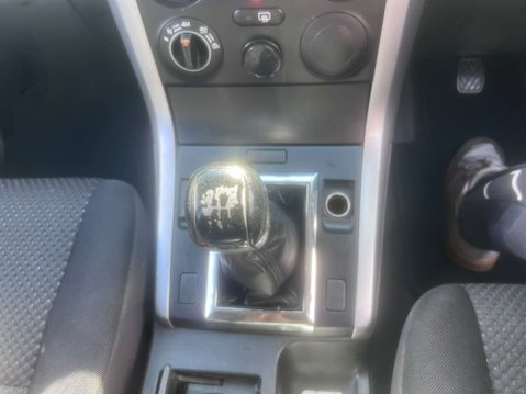Suzuki Grand Vitara 1.9 DDiS SUV 5dr Diesel Manual 4WD Euro 4 (129 ps) 8