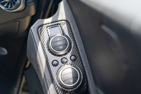 McLaren 650S Coupe 15