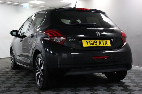 Peugeot 208 S/S TECH EDITION 29