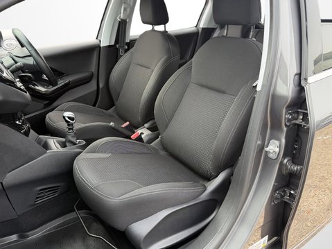 Peugeot 208 1.2 PureTech 110 Tech Edition 5dr 20