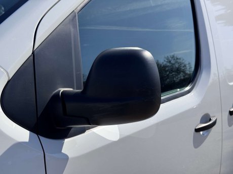 Vauxhall Vivaro 1.5 Vivaro 2900 Edition S/S 36