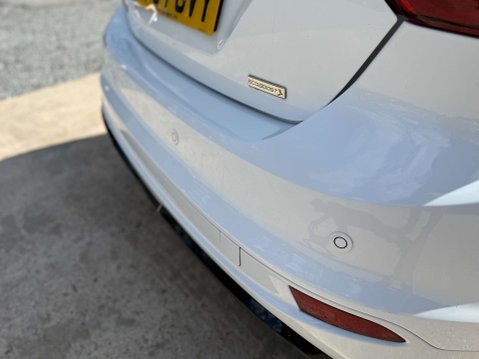 Ford Focus 1.0 Focus Zetec S T 5dr 31