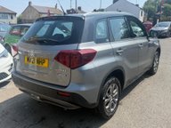 Suzuki Vitara SZ4 BOOSTERJET MHEV 9