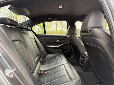 BMW 3 Series 2.0 320d M Sport Auto 4dr 17