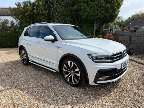 Volkswagen Tiguan 2.0 TDI R-Line DSG 4Motion Euro 6 (s/s) 5dr 4