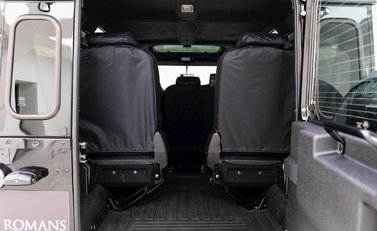 Land Rover Defender 110 XS 34