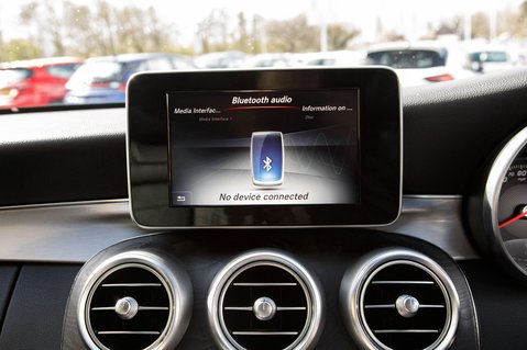 Mercedes-Benz C Class C 200 AMG LINE PREMIUM 28