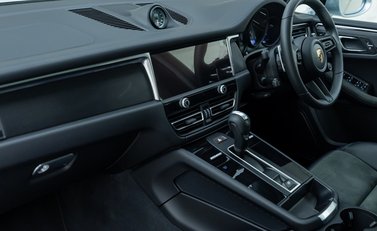 Porsche Macan GTS 20