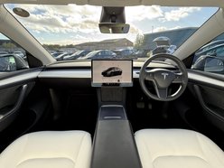 Tesla Model Y (Dual Motor) Long Range SUV 5dr Electric Auto 4WDE (384 bhp) 25