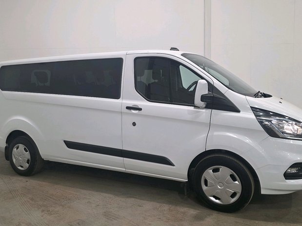 Ford Transit Custom Transit Custom 320 L2 Diesel FWD 2.0 EcoBlue 130ps H1 Trend 9-Seater 3
