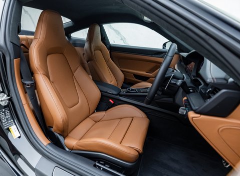 Porsche 911 GT3 TOURING (992.2) 12