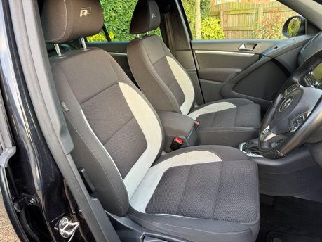 Volkswagen Tiguan 2.0 TDI BlueMotion Tech R-Line SUV 5dr Diesel DSG 4WD Euro 5 (s/s) (177 ps) 20