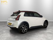 Renault 5 comfort range 52kWh techno Hatchback 5dr Electric Auto (150 ps) 1 Owner - 7