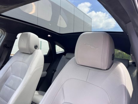 Jaguar E-Pace 2.0 D204 MHEV R-Dynamic Black Auto AWD Euro 6 (s/s) 5dr 11