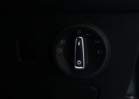 SEAT Ateca 1.5 Ateca Xperience TSi Evo Semi-Auto 5dr 38