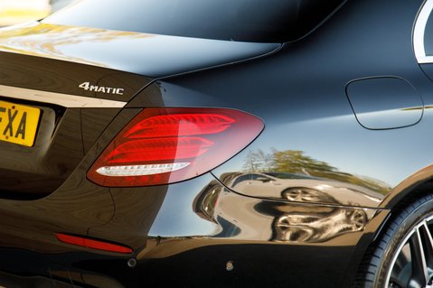 Mercedes-Benz E Class E 400 D 4MATIC AMG LINE PREMIUM PLUS 9
