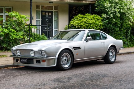 Aston Martin V8 Vantage X-Pack RESTORED 1