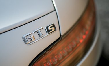 Mercedes-Benz Amg GT GT S 26