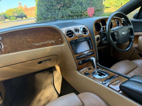 Bentley Continental 6.0 Continental GT Auto 4WD 2dr 17