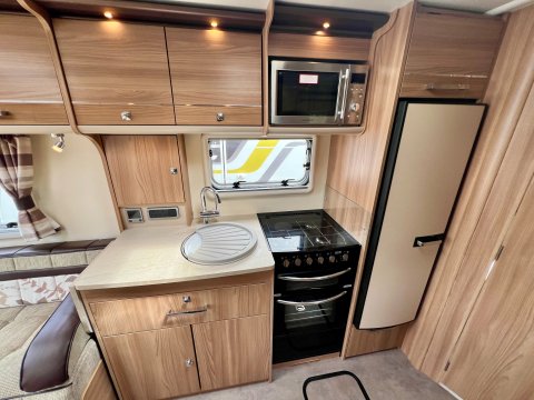 Bailey Unicorn Seville 21