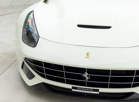 Ferrari F12 Berlinetta 22