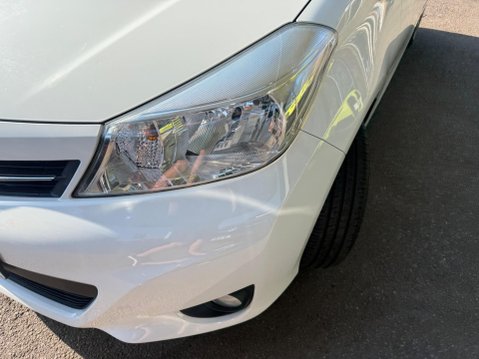 Toyota Yaris 1.0 VVT-i Edition Euro 5 5dr 31