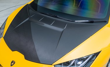 Lamborghini Huracan Tecnica 29