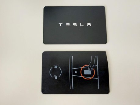 Tesla Model 3 (Dual Motor) Long Range Auto 4WDE 4dr 23